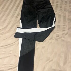 Black and White Leggings size 7/8